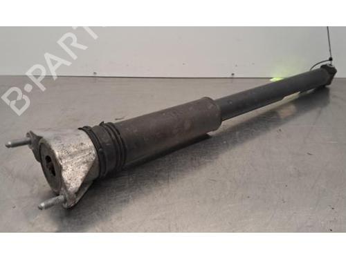 Used Right rear shock absorber MERCEDES-BENZ A-CLASS Saloon (V177) A 180 (177.184) (136 hp) 31076444