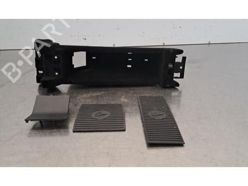 Used Cup/Object holder Cup/Object holder MCLAREN MP4 Coupe 12C (600 hp) 40202125 40202125