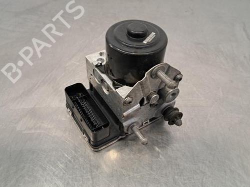 Used ABS pump PORSCHE MACAN (95B) 3.0 S Diesel (258 hp) 23621222
