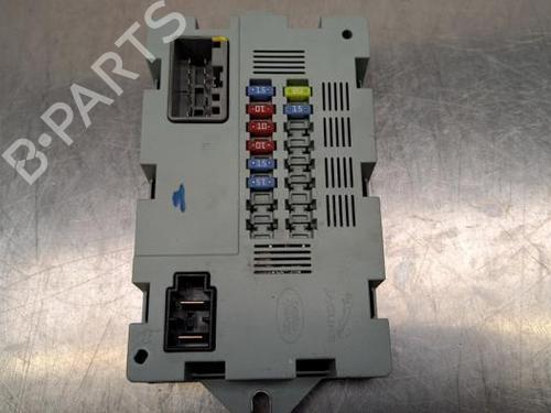 Fuse box JAGUAR XE (X760) 2.0 D | BP23599233E1