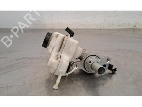 Brake master cylinder AUDI A3 Sportback (8YA, 8YF) 30 TFSI | BP26441919M77