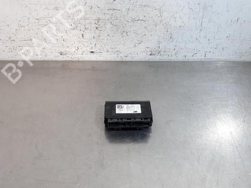 Used Electronic module BMW X2 (F39) sDrive 18 i (136 hp) 30381750
