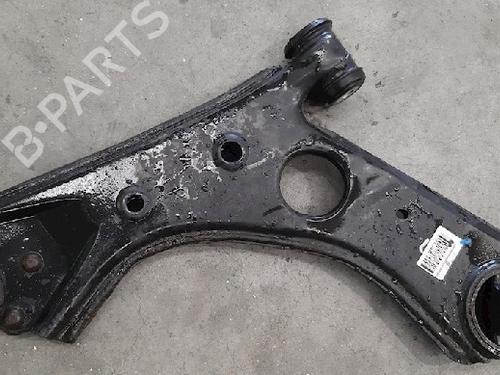 Used Left front suspension arm FIAT 500L (351_, 352_) 1.6 D Multijet (199LYE1B) (120 hp) 10878738