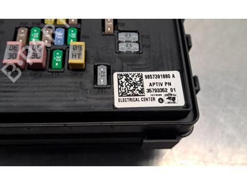 Fuse box CITROËN JUMPY III Van (V_) 1.6 BlueHDi 95 | BP30501303E1