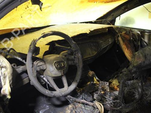 Venstre bagtil bærearm AUDI Q3 (F3B) 35 TDI | BP30766627M14