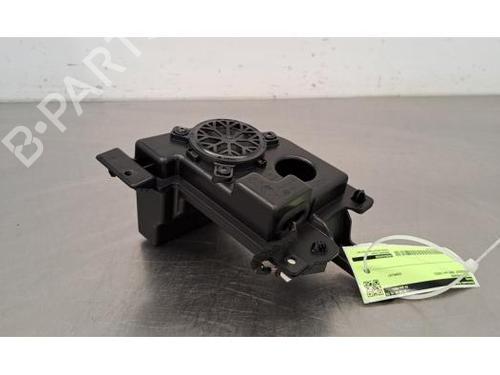 Used Speaker PEUGEOT 308 III (FB_, FH_, FP_, F3_, FM_) PureTech 130 (FPHNSL, FPHNST) (131 hp) 26968086