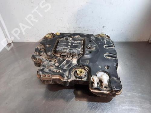 Used AdBlue tank PEUGEOT 2008 II (UD_, US_, UY_, UJ_, UR_, UC_) 1.5 BlueHDI 110 (UDYHSK) (110 hp) 23631118