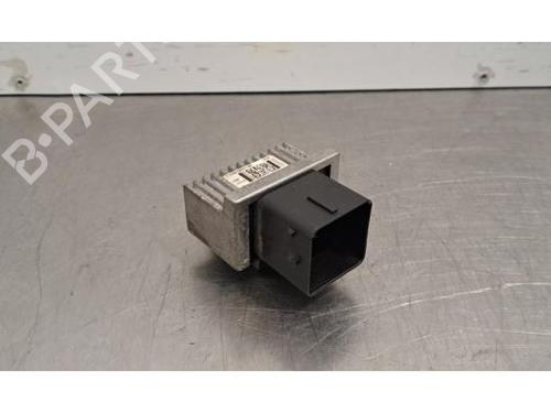 Used Electronic module RENAULT MASTER III Van (FV) 2.3 dCi 145 FWD (FV0E, FV0F, FV0H, FV02, FV0M, FV0S,... (146 hp) 32284381