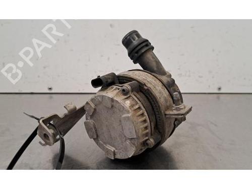 Used Auxiliary water pump Auxiliary water pump MERCEDES-BENZ C-CLASS (W205) C 220 d (205.014) (194 hp) 34105196 34105196