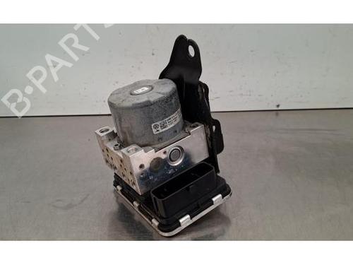 Used ABS pump ABS pump VW AMAROK (2HA, 2HB, S1B, S6B, S7A, S7B, AGD) 3.0 TDI 4motion (258 hp) 33710705 33710705