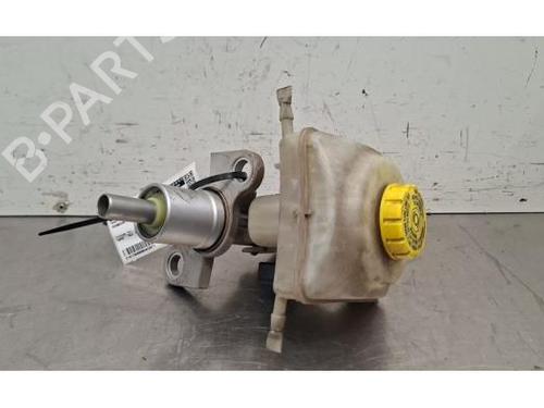 Used Brake master cylinder Brake master cylinder 39500211 39500211