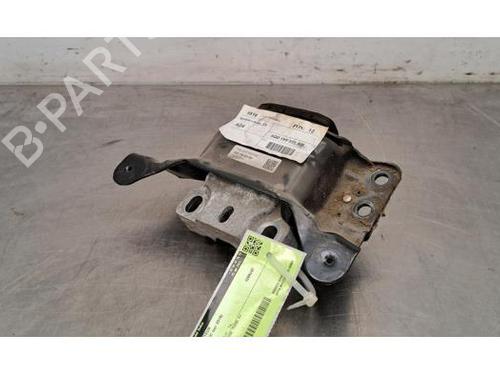 Used Engine mount VW T-ROC (A11, D11) 1.6 TDI (115 hp) 25464353