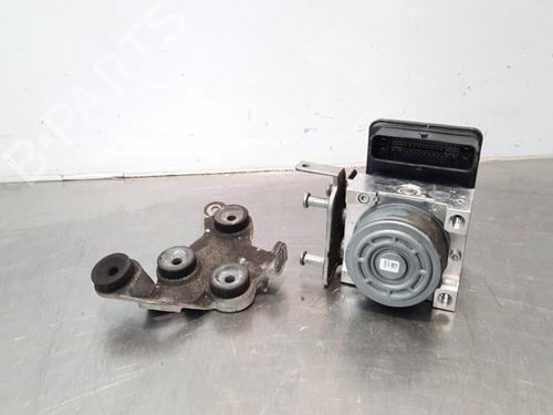 Abs pomp MERCEDES-BENZ C-CLASS Coupe (C205) C 220 d (205.304) (170 hp) 15035773