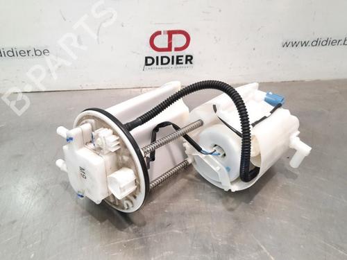 Used Fuel pump TOYOTA RAV 4 IV (_A4_) 2.0 4WD (ZSA44_) (151 hp) 10896495
