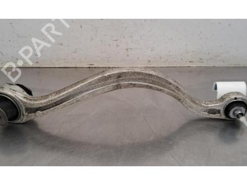 Venstre bagtil bærearm Venstre bagtil bærearm PEUGEOT 3008 II SUV (MC_, MR_, MJ_, M4_) Hybrid4 (M45GBU) (299 hp) 34431316 34431316