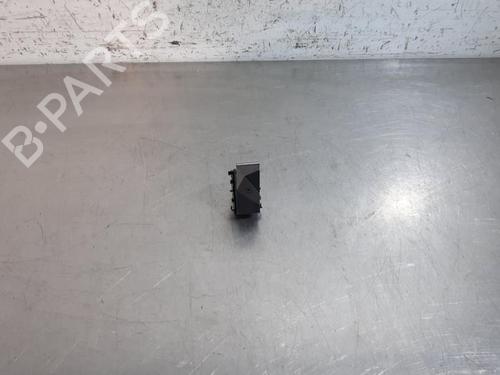 switch-ds-ds-3-ds-3-crossback-ur_-uc_-uj_-2018-31085189 main image