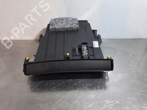 Used Glove box RENAULT MEGANE IV Hatchback (B9A/M/N_) 1.2 TCe 130 (B9MR) (130 hp) 15788799