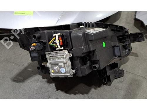 Full front PEUGEOT 308 III (FB_, FH_, FP_, F3_, FM_) PureTech 130 (FPHNSL, FPHNST) | BP29817778S1 