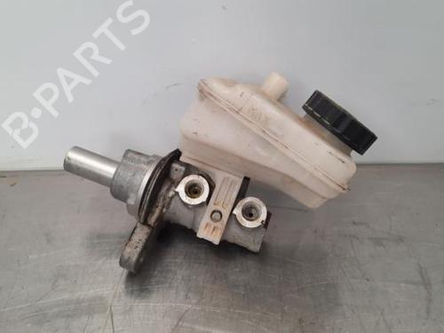 Used Brake master cylinder TOYOTA AYGO (_B1_) 1.0 (KGB10_, KGB10R) (68 hp) 18236554