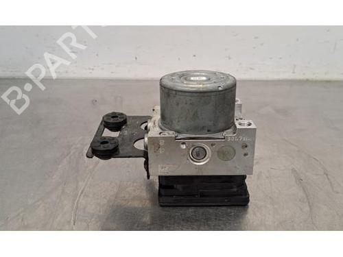 Used ABS pump RENAULT TRAFIC III Van (FG_) 1.6 dCi 95 (FGMJ, FGMR) (95 hp) 28050270