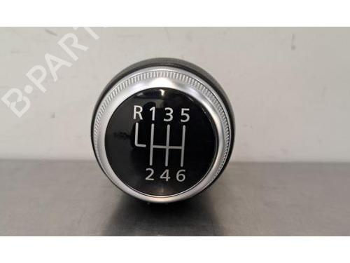 Used Shift knob DACIA DUSTER (HM_) 1.3 TCe 130 (HMMF) (131 hp) 30915704