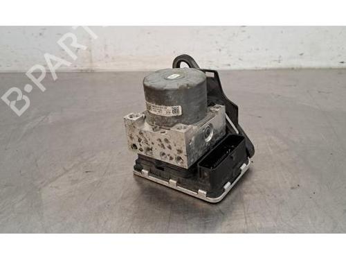 Used ABS pump VW GOLF VII (5G1, BQ1, BE1, BE2) 2.0 R 4motion (310 hp) 24600413