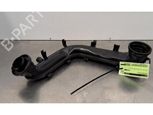 Used Intercooler pipe SKODA KAMIQ (NW4) 1.0 TSI (95 hp) 31076381