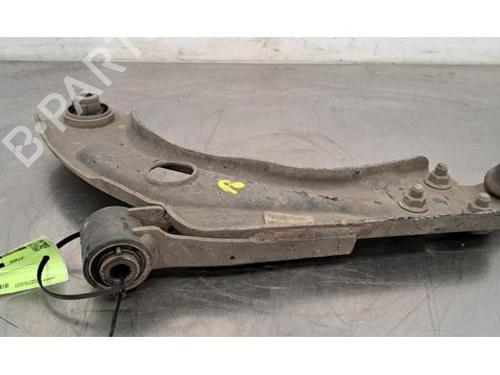 Used Right front suspension arm PEUGEOT 308 III (FB_, FH_, FP_, F3_, FM_) BlueHDi 130 (FBYHZL, FBYHZT) (131 hp) 23634577