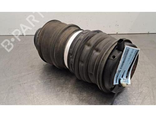other-porsche-taycan-y1a-2019-34268556 main image
