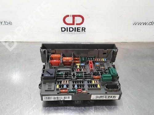 Used Fuse box Fuse box BMW 1 (E87) 118 d (143 hp) 10889830 10889830
