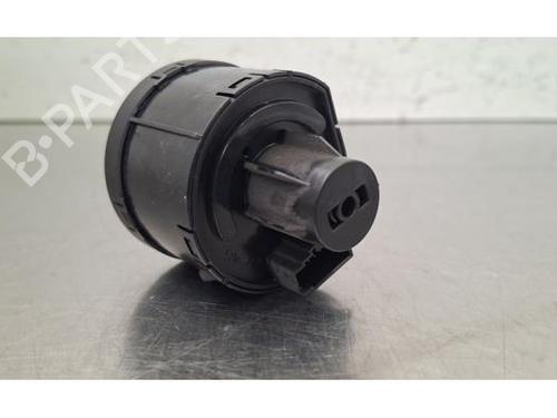 Headlight switch SEAT LEON ST (5F8) 1.5 TGi | BP39624557I24 - Image 2