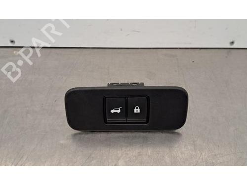 Used Switch NISSAN QASHQAI III (J12) 1.3 DIG-T (140 hp) 31165432