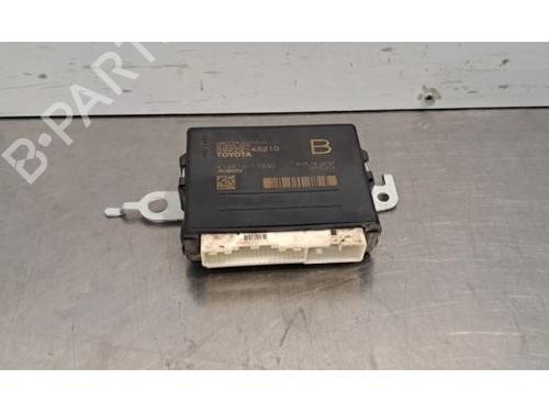 Used Electronic module Electronic module LEXUS RX (_L2_) 450h AWD (GYL25_, GYL26_, GYL25, GYL26, GYL25R, GYL26R) (313 hp) 33307494 33307494