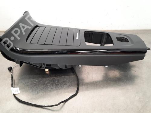 Used Middle console MERCEDES-BENZ A-CLASS Saloon (V177) A 180 d (177.110) (116 hp) 15043017