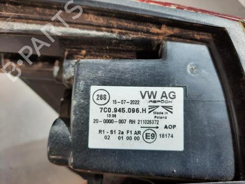 Right taillight VW CRAFTER Van (SY_, SX_) 2.0 TDI FWD (SYB, SYC, SYD) | BP32510728C35