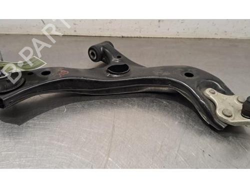 Højre fortil bærearm TOYOTA MIRAI (JPD2_) FCV (JPD20) (182 hp) 31154800