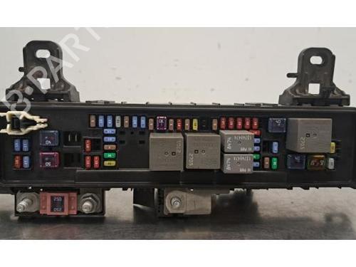 Used Fuse box Fuse box TESLA MODEL S (5YJS) 100D AWD (422 hp) 40289306 40289306