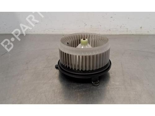 Used Heater blower motor LAND ROVER RANGE ROVER SPORT II (L494) 3.0 SDV6 4x4 (306 hp) 30739490