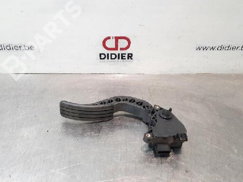 pedal-opel-vivaro-b-bus-x82-16-cdti-06-180020024r-2014-2015-2016-2017-2018-2019-10892167 main image