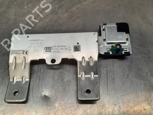 Used Electronic module AUDI A1 Sportback (8XA, 8XF) 1.0 TFSI (82 hp) 23607140
