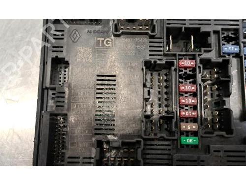 Fuse box RENAULT TRAFIC III Van (FG_) 2.0 dCi 130 (FGMY) | BP38003979E1 - Image 2
