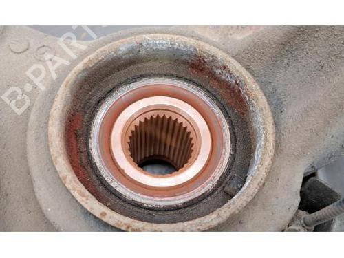 Right front steering knuckle MERCEDES-BENZ VITO Van (W447) 110 CDI (447.601, 447.603, 447.605) | BP24157164M26 