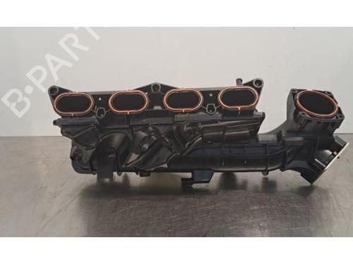 Used Intake manifold MERCEDES-BENZ CLA Coupe (C117) CLA 250 (117.344) (211 hp) 30605503