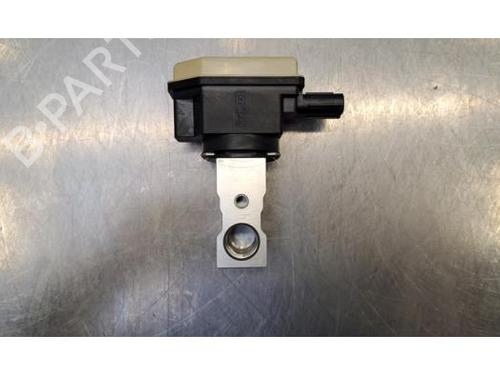 Electronic sensor SUBARU SOLTERRA EV | BP37092083M84 - Image 4