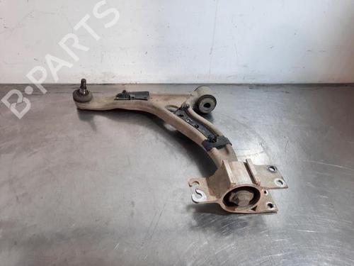 Used Left front suspension arm Left front suspension arm MERCEDES-BENZ A-CLASS (W176) A 200 CDI / d (176.008) (136 hp) 33917921 33917921