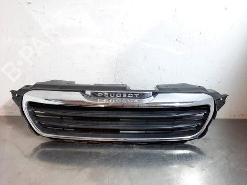 Used Grille PEUGEOT 108 1.0 VTi 72 (72 hp) 23629327