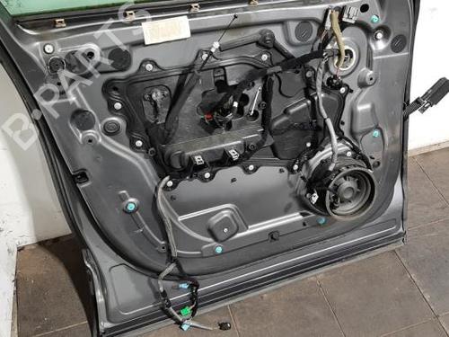 Left front door LAND ROVER RANGE ROVER VELAR (L560) 2.0 D180 TD4 4x4 | BP15793222C2 