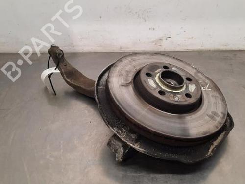 Used Right front steering knuckle VOLVO V90 II Estate (235) D3 (150 hp) 23584903