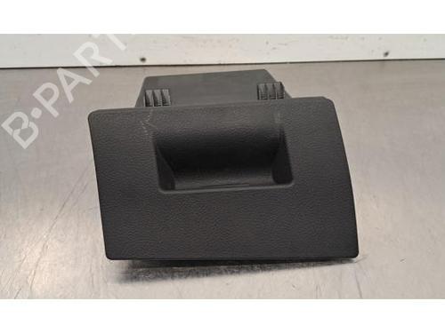 Portavasos/Objetos BMW 2 Active Tourer (F45) 216 i (109 hp) 32408588