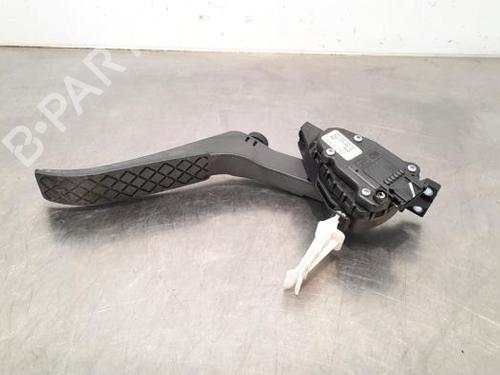Pedal AUDI Q7 (4LB) 3.6 FSI quattro (280 hp) 23579731